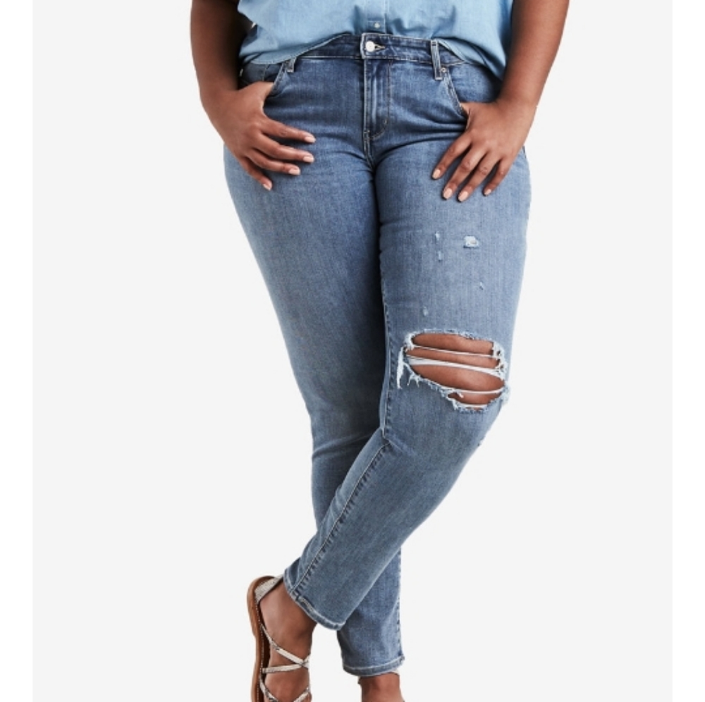 NWT Levi's Plus Size 711 Ripped Skinny Jeans.